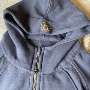 LN Lululemon cropped purple/grayish scuba full zip with gold accent